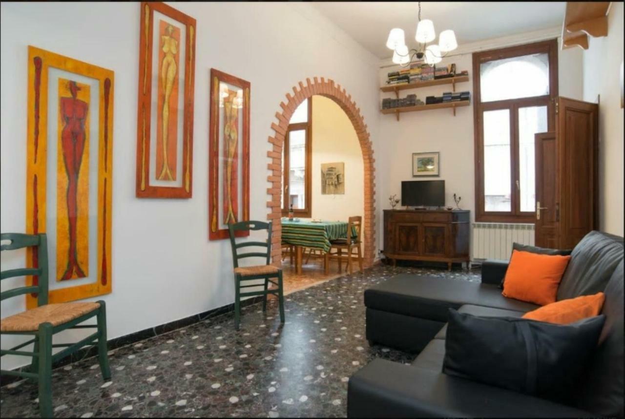 Balcone Sul Canale Venetië Buitenkant foto