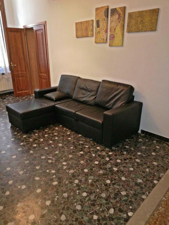 Balcone Sul Canale Venetië Buitenkant foto